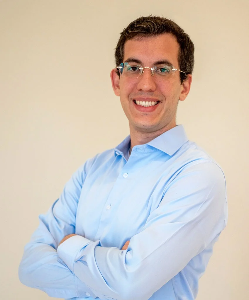 Alexandre Cracovsky — CFA, M&A Advisor